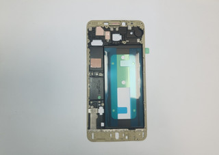 میدل C7 LCD